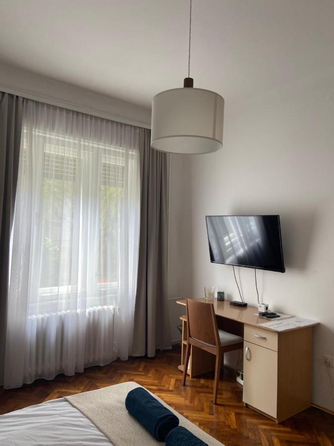 Flora Apartment Novi Sad Eksteriør billede