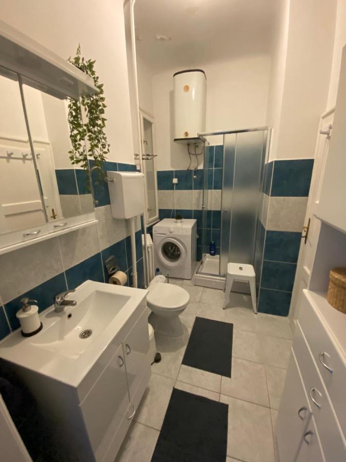 Flora Apartment Novi Sad Eksteriør billede
